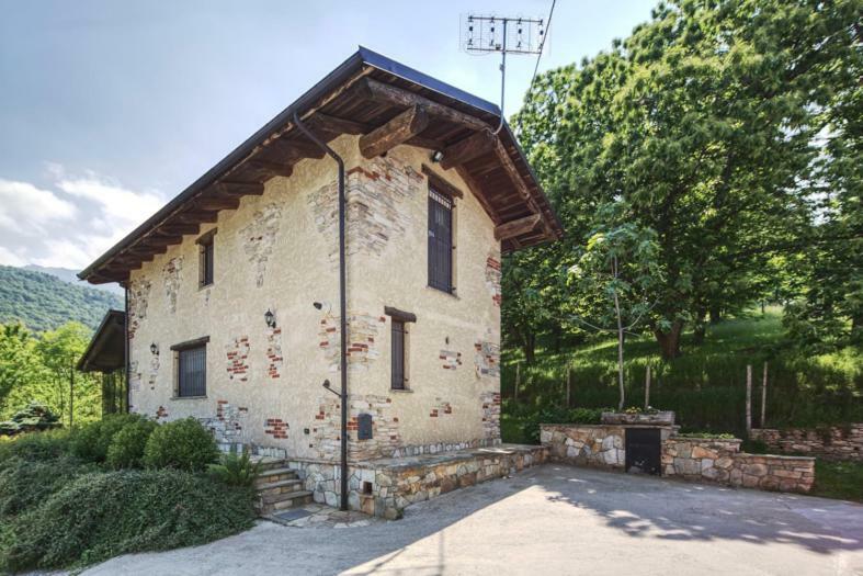 Casa Vacanze Le Primule Peveragno Luaran gambar